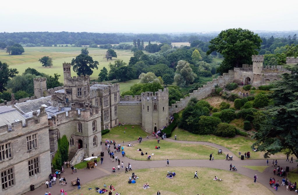 castle-1037390_1920