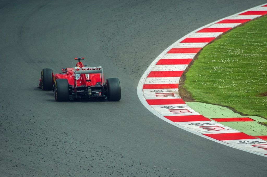 ferrari-957630_1280