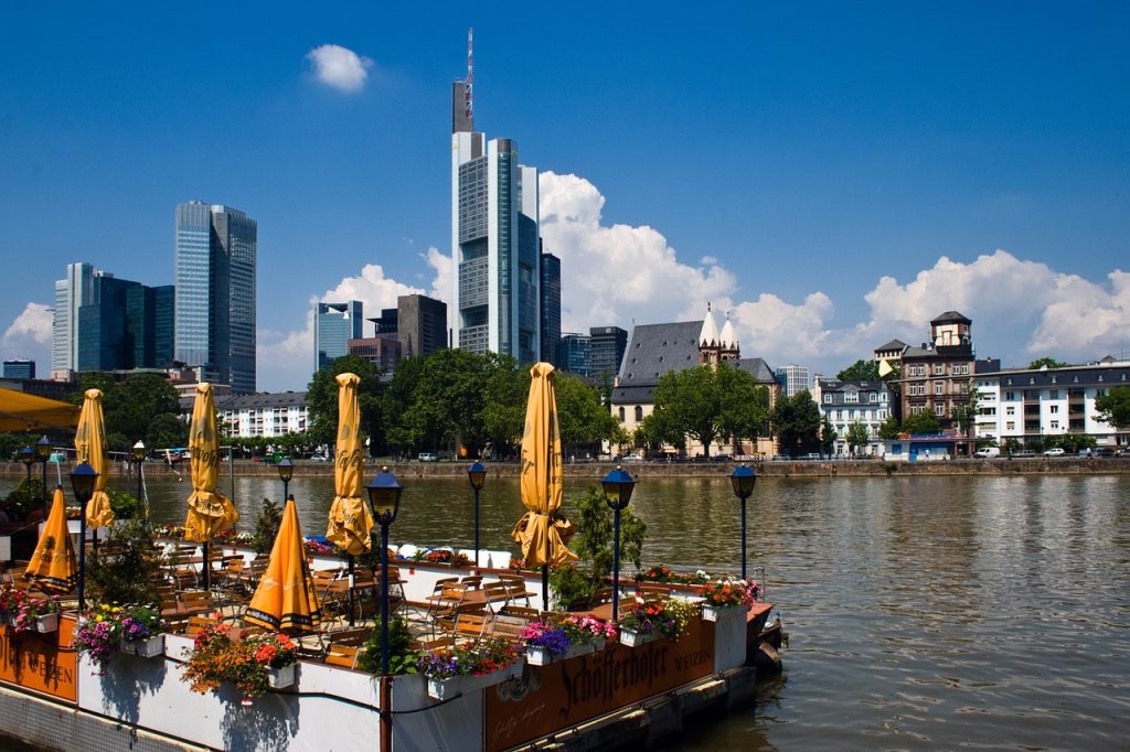 frankfurt-646833_1280