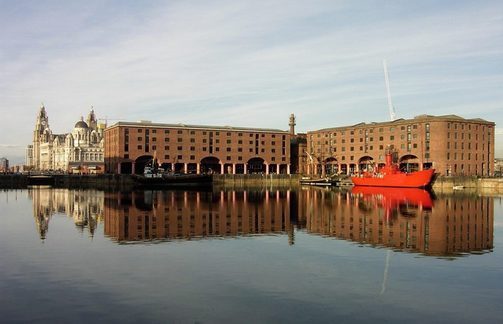 liverpool-399511_1280-1-