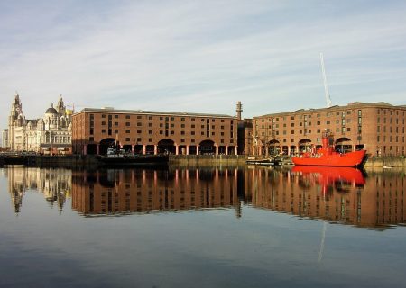 RBS backs builders’ supplier