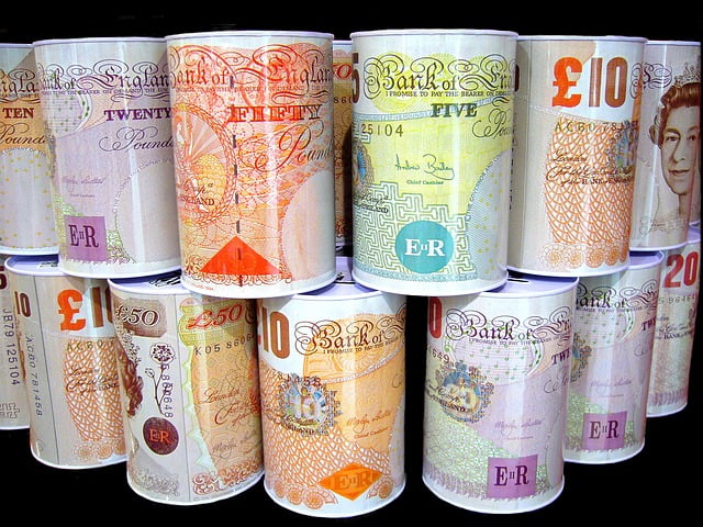 money-boxes-57124_640