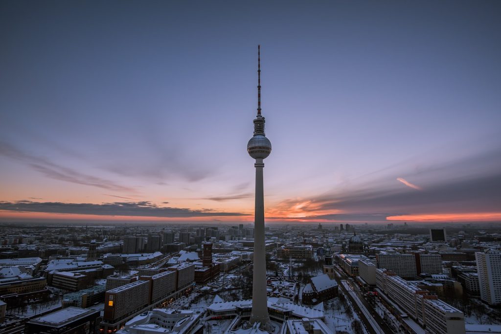 needle-839224_1280