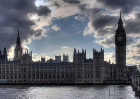 UK small businesses spending GBP11bn chasing payments