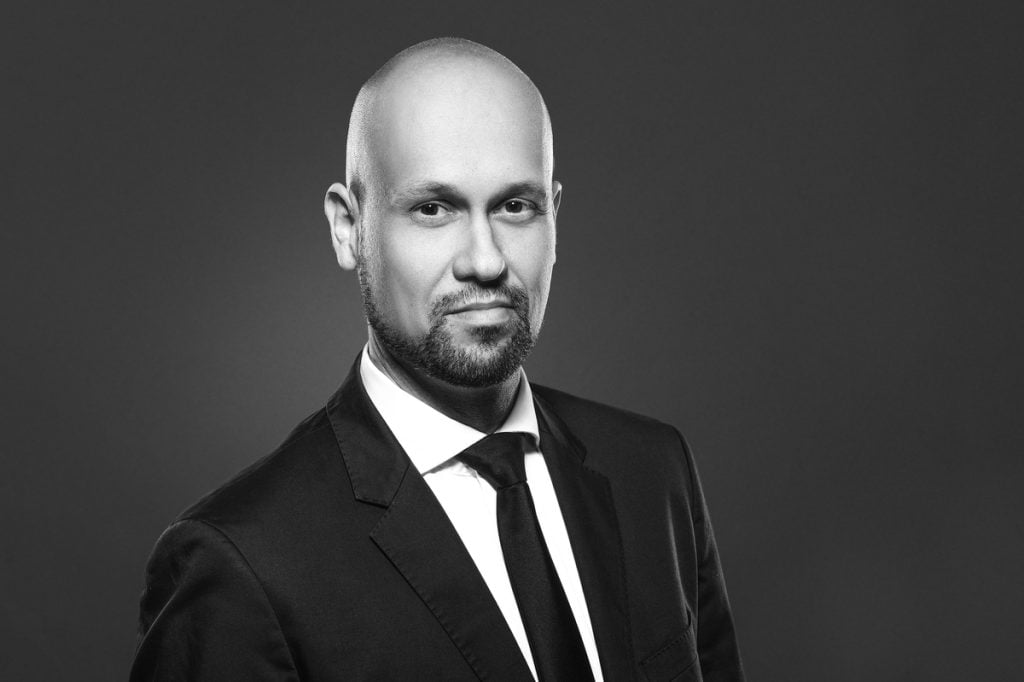 Daniel  Huszár