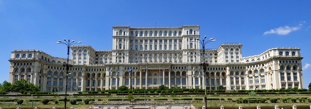 bucharest-2711896_640