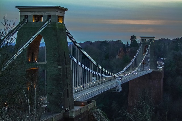 bristol-947417_640