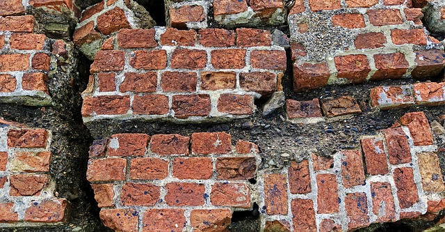 brick-2205882_640_31