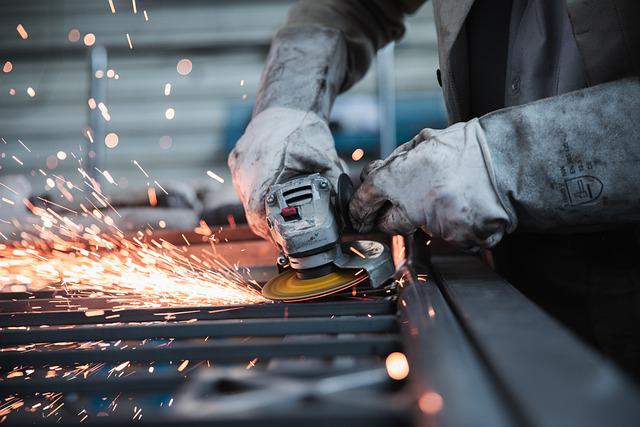 worker-g88a7ebb93_640
