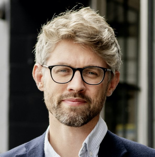 Elliot Avison