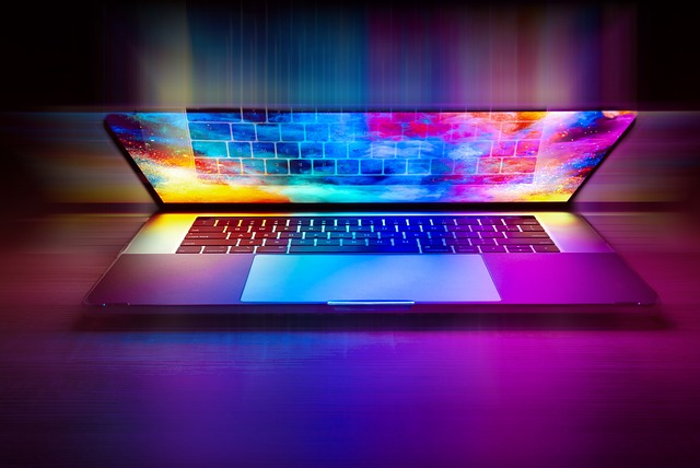 laptop-g0234592a4_640