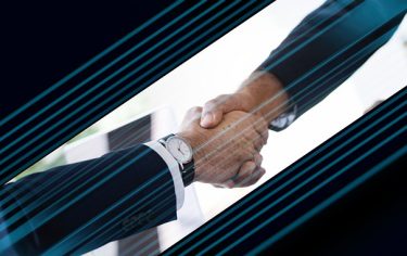 handshake-4608298_640