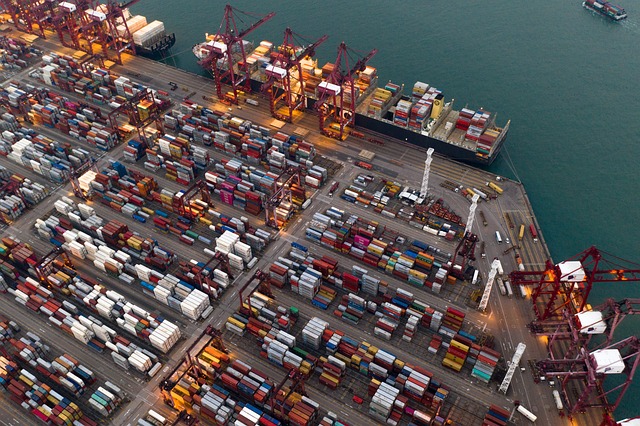 container-4197259_640