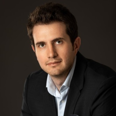 Razvan  Coarca