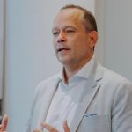 Raymond van der Loos