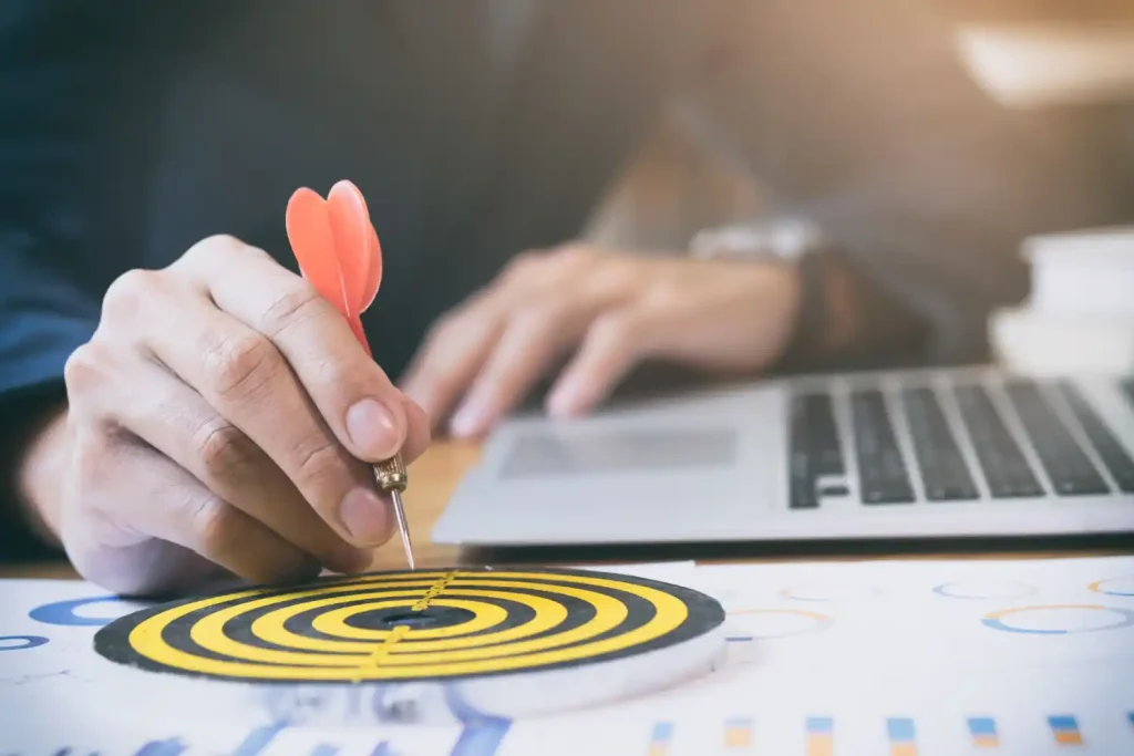 Profitability, liquidity, risk management and efficiency goals in business finance